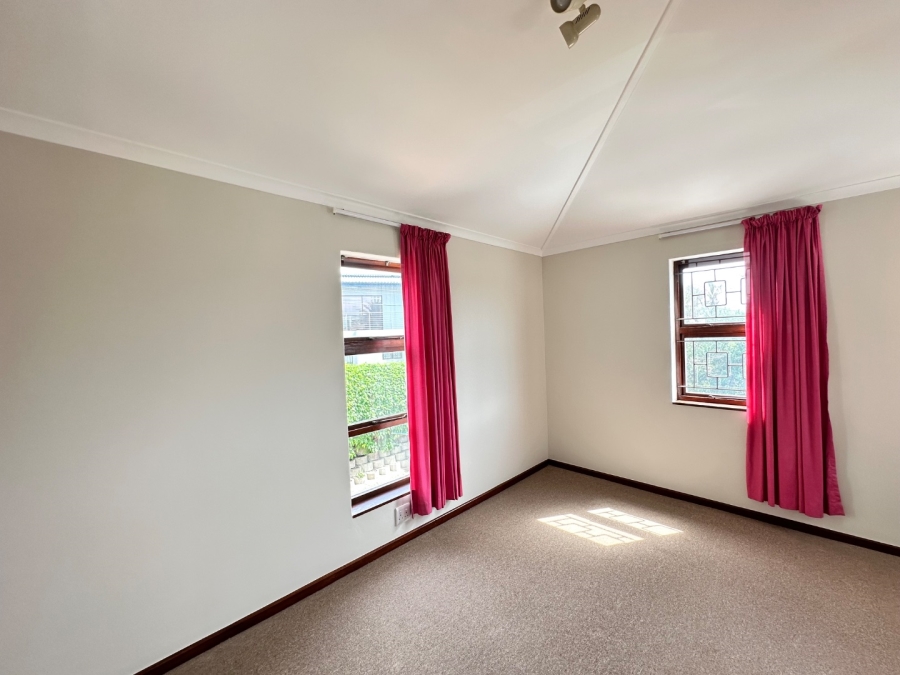 5 Bedroom Property for Sale in Bayview Western Cape